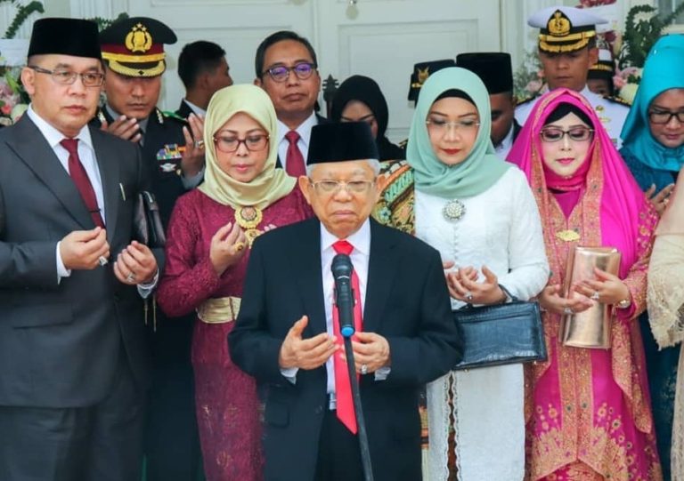 Dampingi Jokowi, Ma’ruf Amin Minta Dukungan Doa dari Rakyat