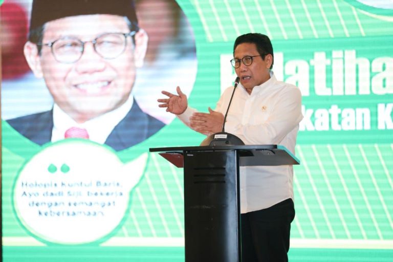Ajak Bangun Desa, Halim Iskandar Populerkan Slogan Lama Bung Karno