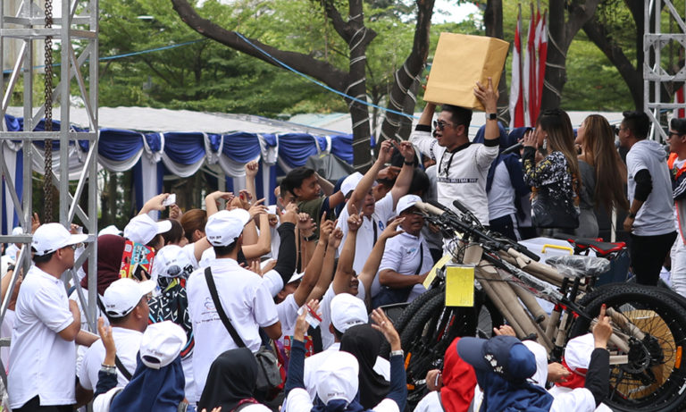Sambut Hari Guru Nasional 2019, Kemendikbud Gelar Jalan Sehat