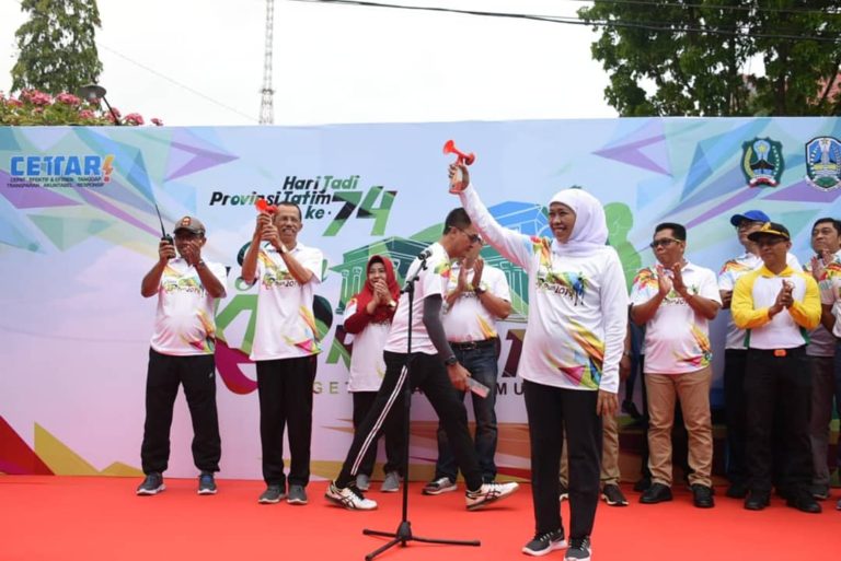 Berangkatkan Jatim KIP Run 2019, Khofifah Ajak Warga Jatim Seneng Gerak