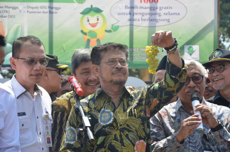 Mentan SYL Beri Nama Varitas Anggur Baru Jan Ethes SP1