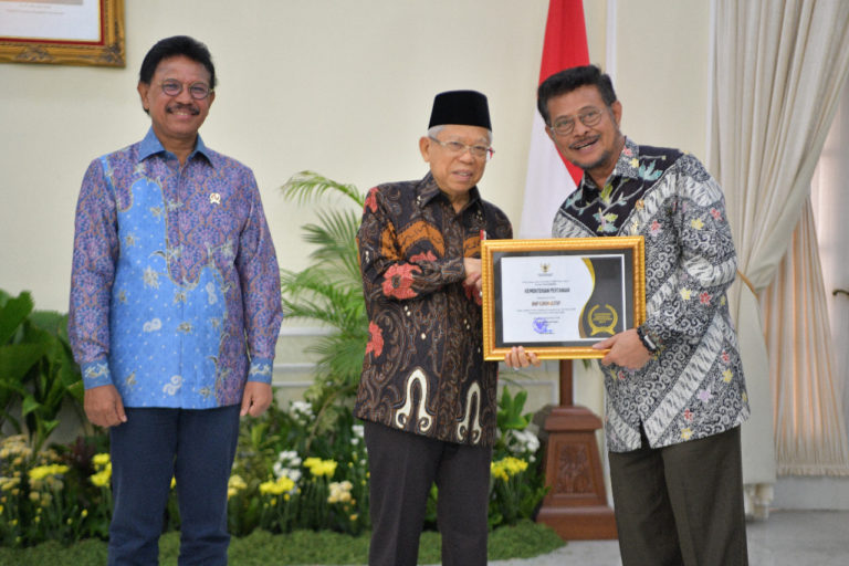 Kementan Raih Penghargaan KIP sebagai Badan Publik Informatif