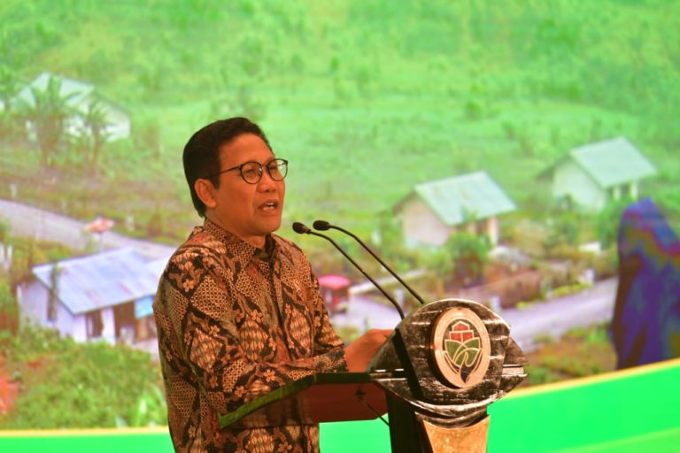 Mendes: Pesan Presiden Selesaikan Sertifikat Hak Milik  Transmigran