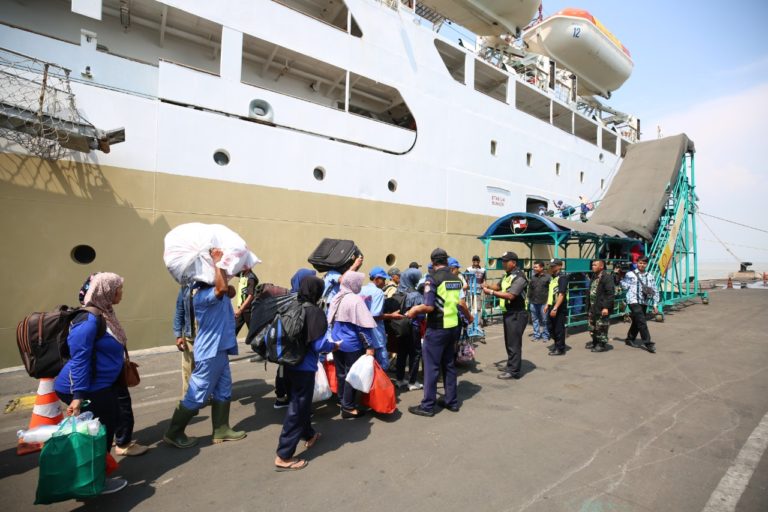 Ratusan Warga Jatim Ikuti Program Transmigran ke Kalimantan Utara