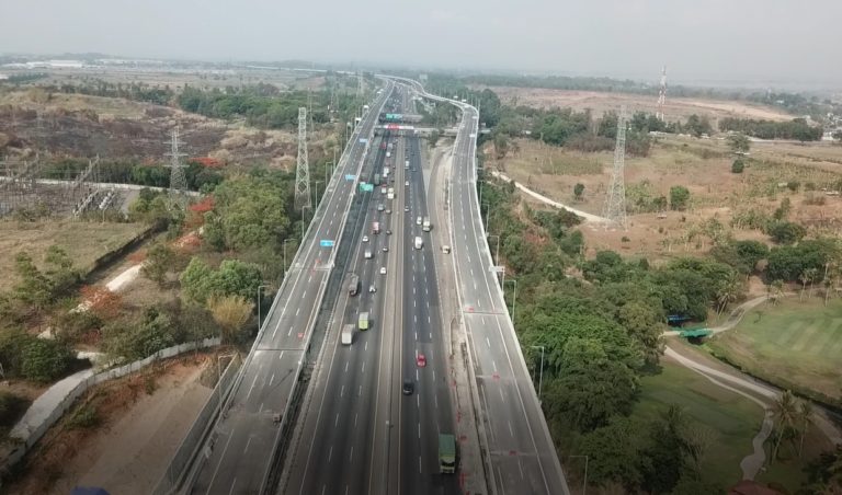 Mulai Pagi Ini, Jalan Tol Layang Jakarta-Cikampek Dibuka untuk Umum
