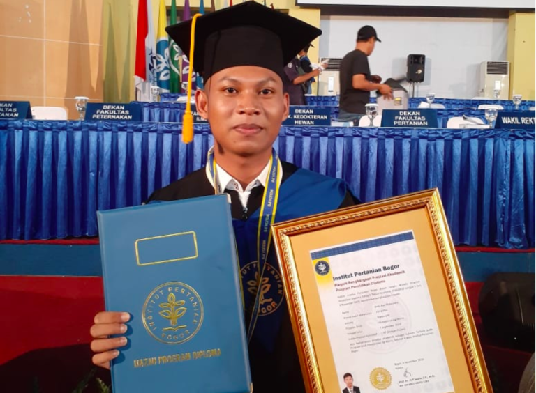 Peserta PMMB Jamkrindo Lulus Cumlaude dari IPB