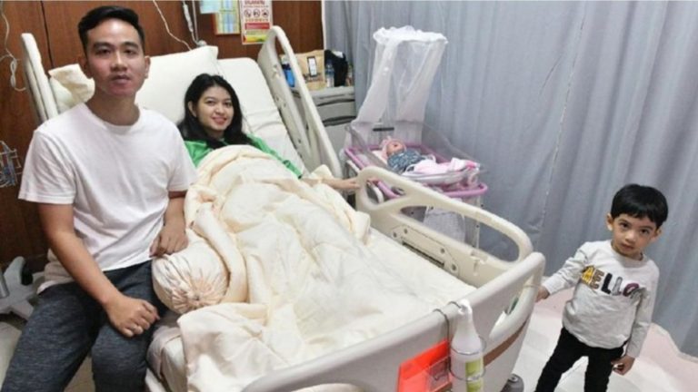 Tengok Cucu Ketiga Jokowi, Bamsoet: Selamat buat Mas Gibran dan Mbak Selvi