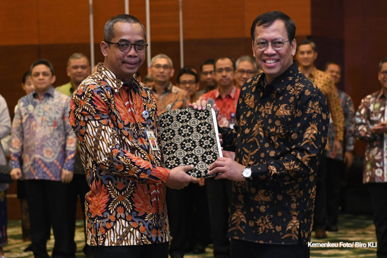 Gantikan Robert Pakhpahan, Suryo Utomo Resmi Dilantik jadi Dirjen Pajak