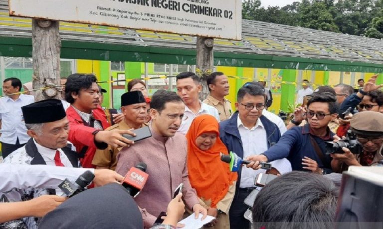 Pemerintah Akan Berikan Tunjangan Khusus untuk Guru Terdampak Bencana
