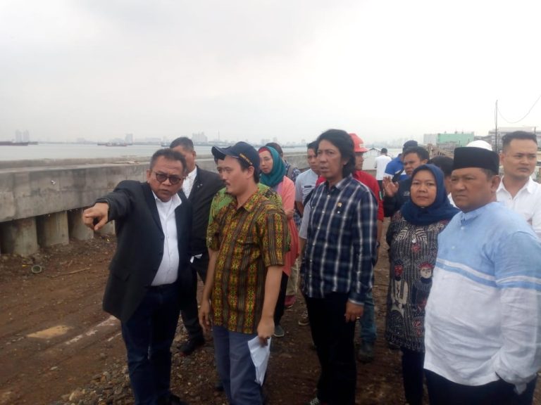 DPRD DKI Cek Tanggul untuk Pastikan Masyarakat Jakut Bebas Banjir Rob