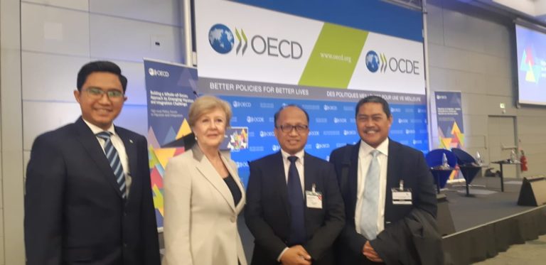 Kemendes PDTT Wakili Indonesia di Forum OECD Paris