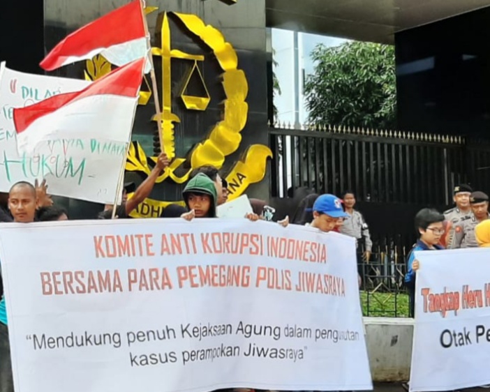 Gelar Aksi, Komite Anti Korupsi Dukung Kejagung Usut Tuntas Jiwasraya