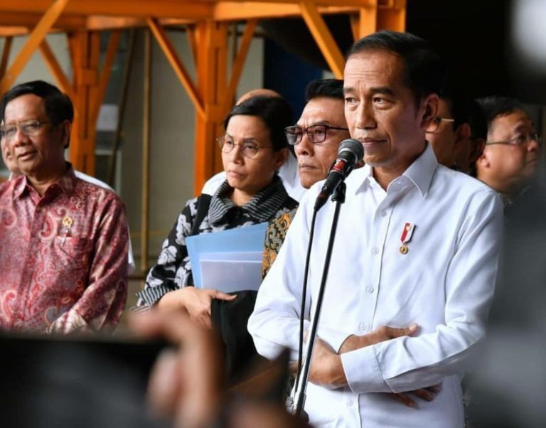 Jokowi Pastikan Kebutuhan Logistik WNI di Wuhan Cina Terpenuhi