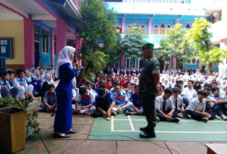 Ratusan Pelajar SMK Madhya Depok Ikuti Pembekalan Wawasan Kebangsaan