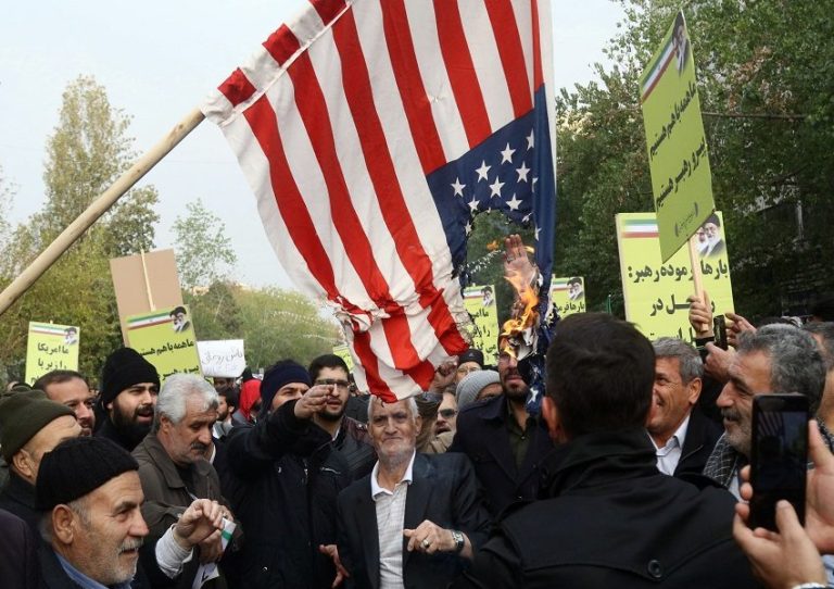 Iran-AS Berkonflik, Kemlu Imbau WNI Waspada dan Jauhi Keramaian