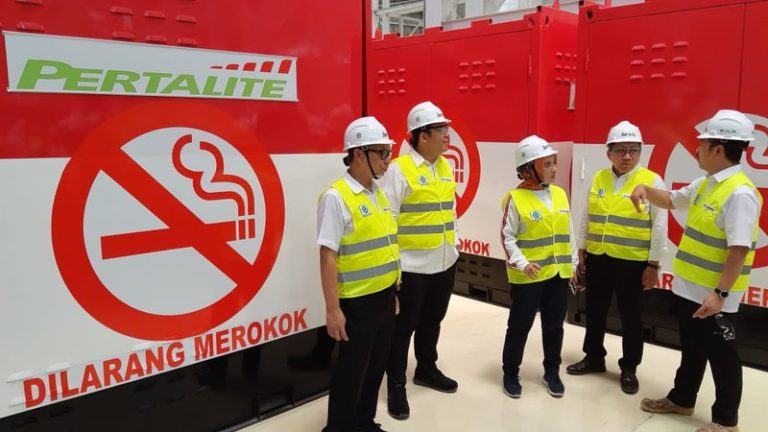 Bangun Proyek Kilang, Pertamina Optimalkan Industri dalam Negeri