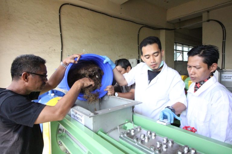 Kemenperin-Jepang Sinergi Olah Limbah Sawit Jadi Bahan Baku Kertas