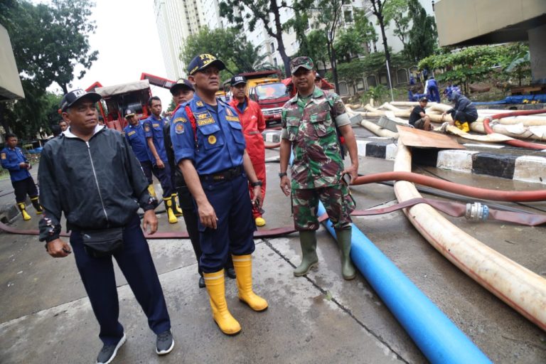 Underpass Kemayoran Tak Bisa Dilintasi Kendaraan, Pemprov DKI Lakukan Penyedotan Air