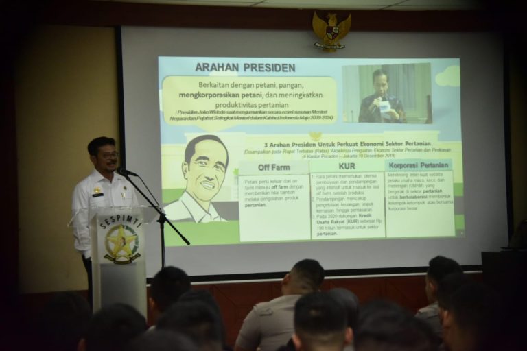 Beri Kuliah Umum di PTIK, Mentan Ajak Polisi Urusi Pertanian