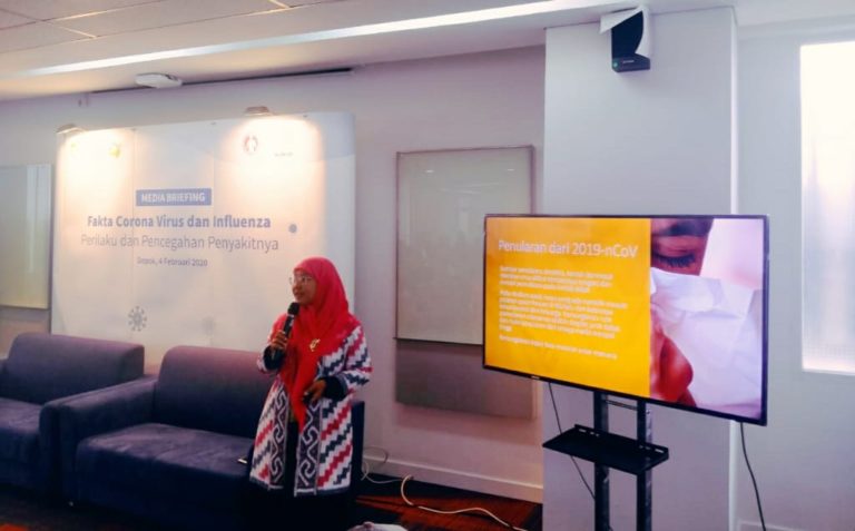 Dokter Spesialis Paru RSUI Jelaskan Proses Penyebaran Virus Corona pada Manusia