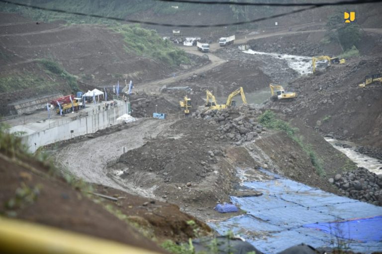 Pembangunan Dry Dam Ciawi masuki Tahap Konstruksi Tubuh Bendungan