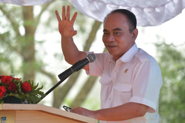Wamendes Budi Arie: Jangan Sampai Wabah Corona Ikut Pulang Kampung