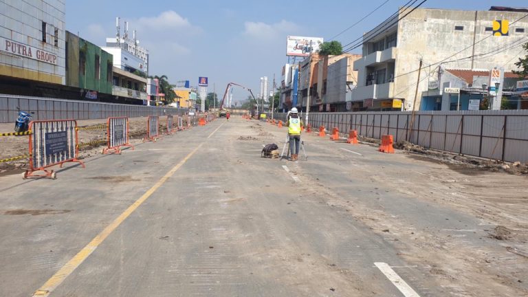 Kementerian PUPR Bangun Flyover Purwosari Perlintasan Kereta Jalan Slamet Riyadi Solo