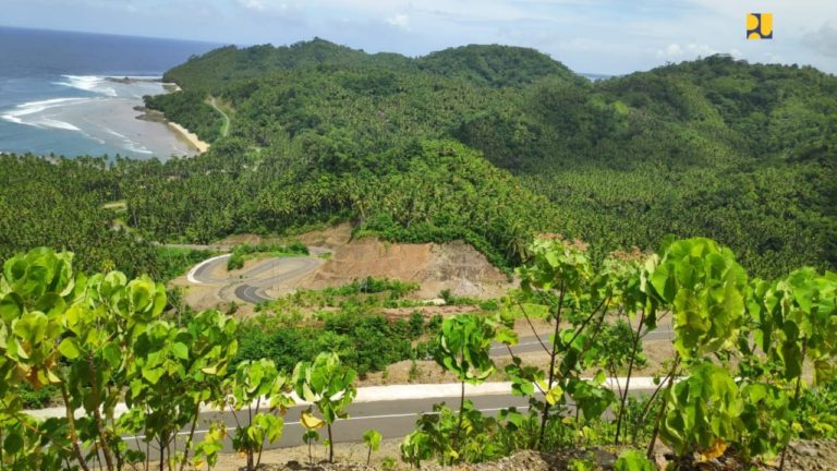 Kementerian PUPR Terus Tingkatkan Konektivitas Jalan Lingkar Morotai