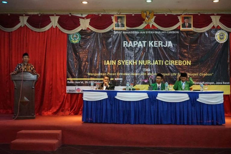 Rektor IAIN Cirebon: Aktifis Organisasi Mahasiswa Wajib Berprestasi