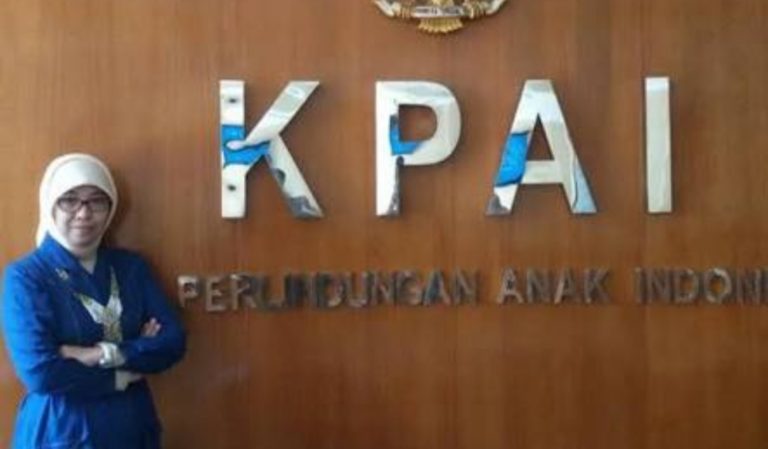 Pernyataan Hamil di Kolam Renang Viral, Komisioner KPAI Sitty Hikmawatty Minta Maaf
