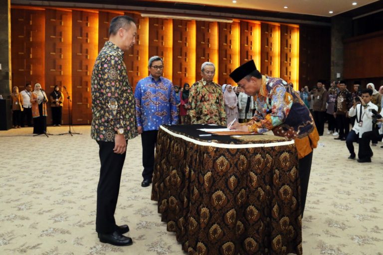 Siap Hadapi Industri 4.0, Menperin Agus Lantik Pejabat Eselon I dan Eselon II
