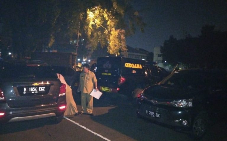 Pemkot Depok Sterilkan Rumah Warga yang Terindikasi Corona