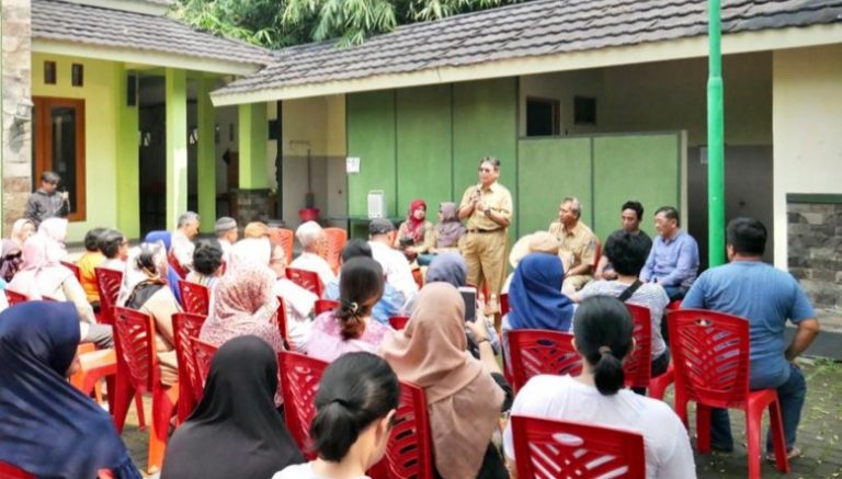 Ini Cara Pemkot Depok Redakan Kepanikan Warga di Sekitar Tempat Tinggal Pasien Terjangkit Corona