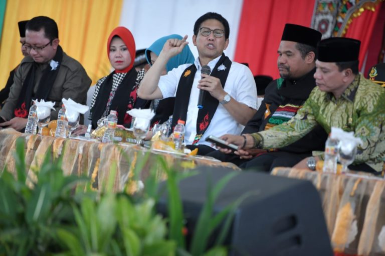 Gus Menteri: Gunakan Dana Desa untuk Infrastruktur Padat Karya
