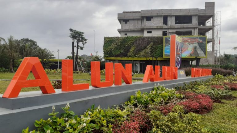 Cegah Penyebaran Corona, Alun-alun Kota Depok Ditutup Sementara