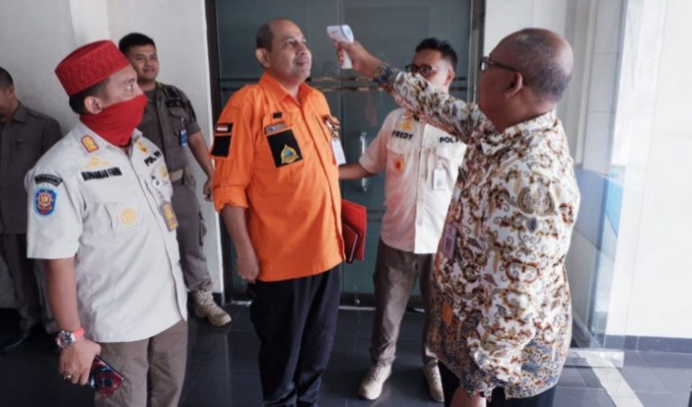 Cegah Corona, Pemkot Depok Berlakukan Pengecekan Suhu Tubuh
