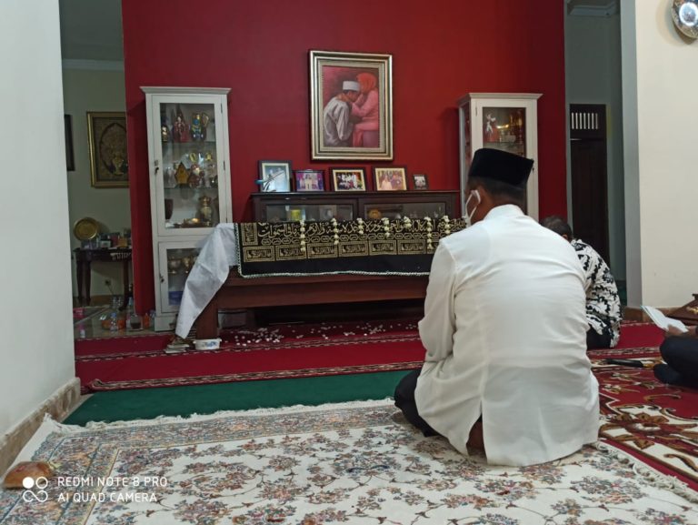 Melayat ke Rumah Duka, Ini Pesan Ibunda Jokowi yang Selalu Diingat Amran Sulaiman