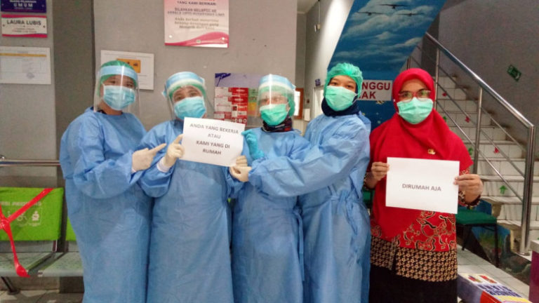 Pemerintah Diminta Jamin Ketersediaan APD Bagi Tim Medis di Daerah