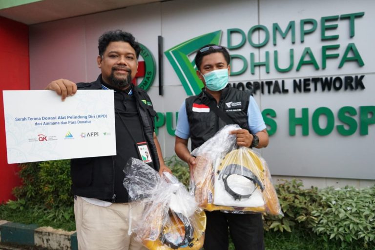 Cegah Corona, Dompet Dhuafa-Ammana Berikan Ratusan APD untuk Tenaga Medis