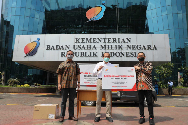 Dukung Penanganan Covid-19, TelkomGroup Serahkan 44 Ventilator kepada Yayasan BUMN untuk Indonesia