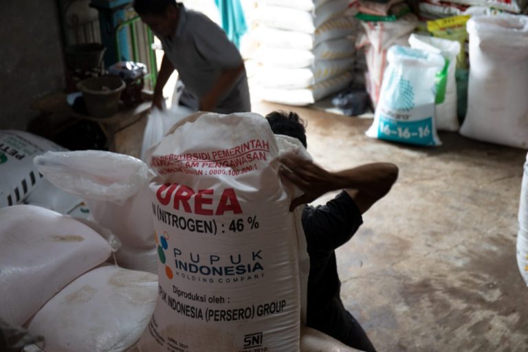 Kebijakan PSBB Tak Hambat Penyaluran Pupuk Bersubsidi