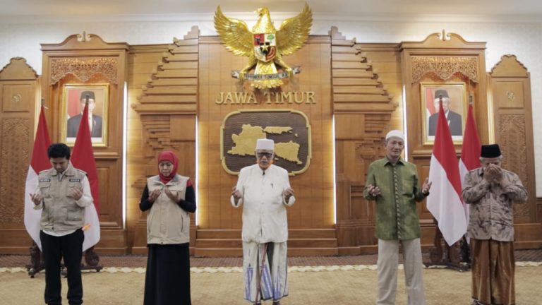 Khofifah ajak Masyarakat Ikuti Istighosah Kubro Online