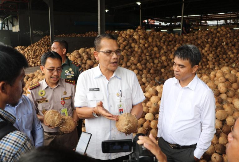 Ekspor Kelapa Parut Sumut ke Tiongkok