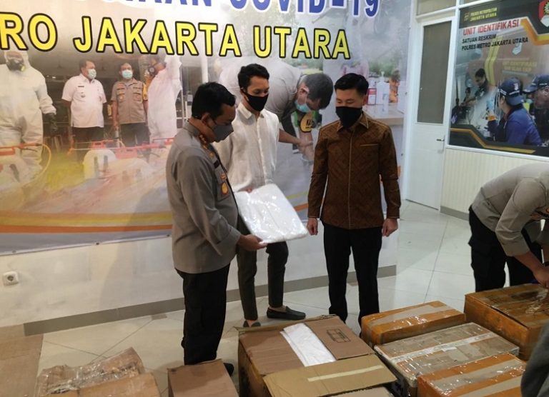 Polisi Jakut Dapat Bantuan APD dari Anggota DPRD DKI Jakarta, Ini Kata Kapolres