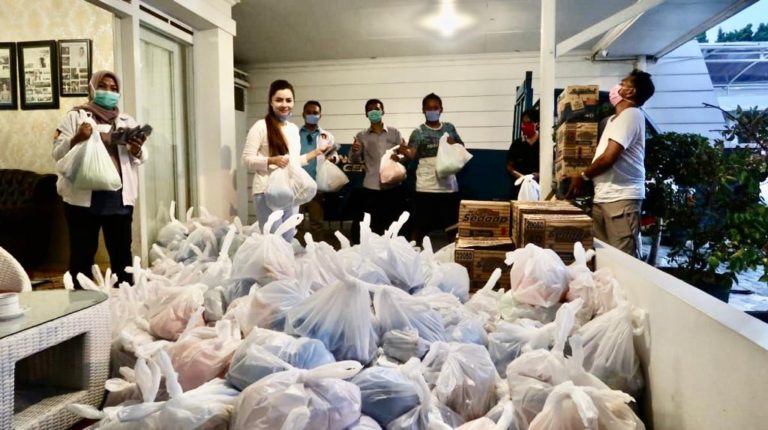 Bagikan Sembako Hingga Masker, Politikus Gerindra Bantu Masyarakat Lawan Corona