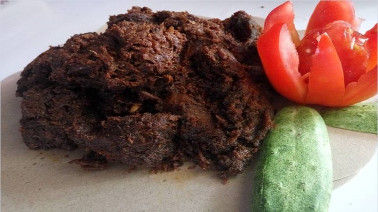 Rendang Sajian Alternatif di Masa Pandemi Covid-19