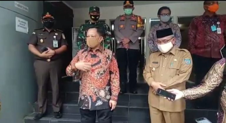 Mendagri Minta Kolaborasi Penanganan Covid-19 di Depok Ditingkatkan