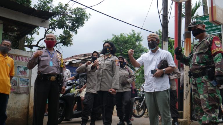 Bersama Jamkrindo, STIK-Polri Serukan Berbagi dan Saling Melindungi Tetangga