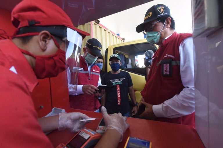 Pantau Jalur Tol Trans Jawa, Pertamina Jamin Ketersediaan Stok BBM dan LPG Jelang Lebaran Aman