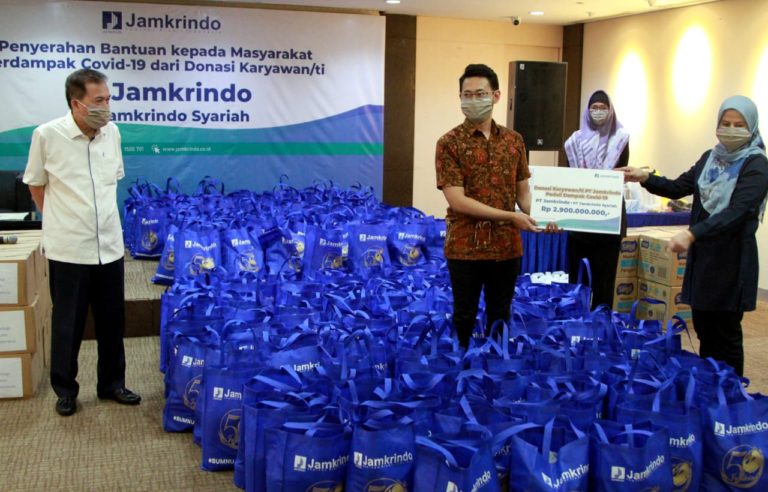 Karyawan Jamkrindo Sukses Kumpulkan Donasi 2,9 M untuk Masyarakat Terdampak Covid-19